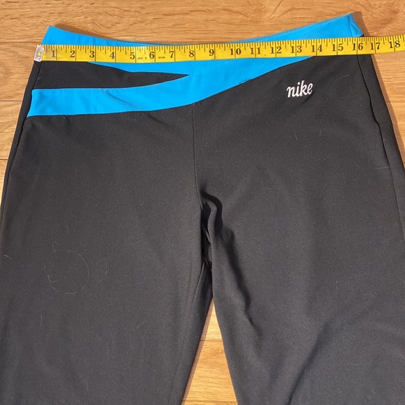 Nike womens high waisted straight leg crop leggings in black size M - Picture 9 of 14